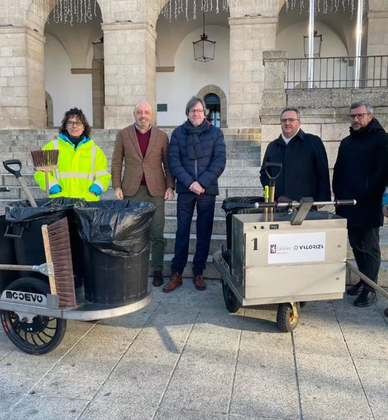 sacyr carritos barrendero caceres